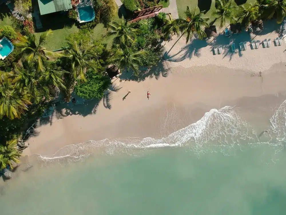 calabash-cove-waters-edge-cottage-2