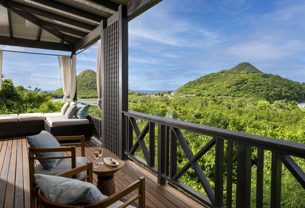hermitage-bay-hillside-suite-2