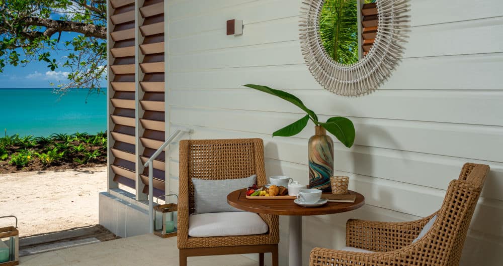 sandals-halcyon-halcyon-shore-house-butler-suite-with-private-pool-11-min